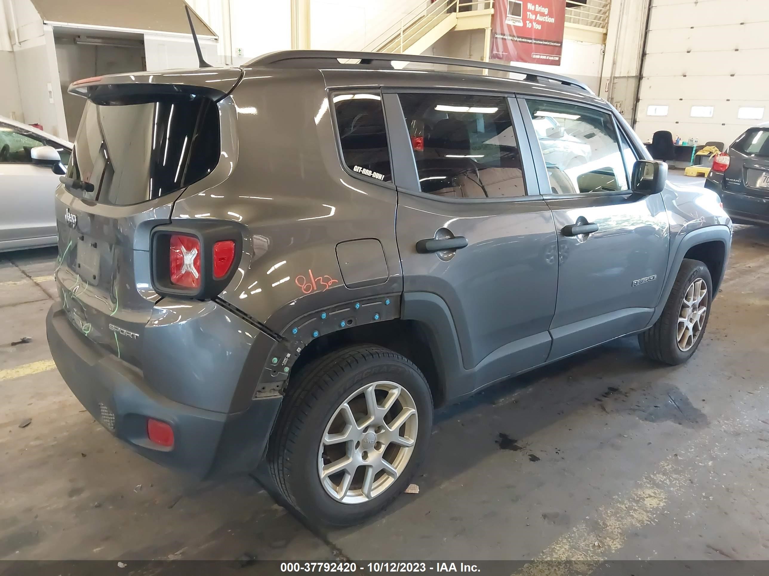 Photo 3 VIN: ZACNJBAB2KPK55225 - JEEP RENEGADE 