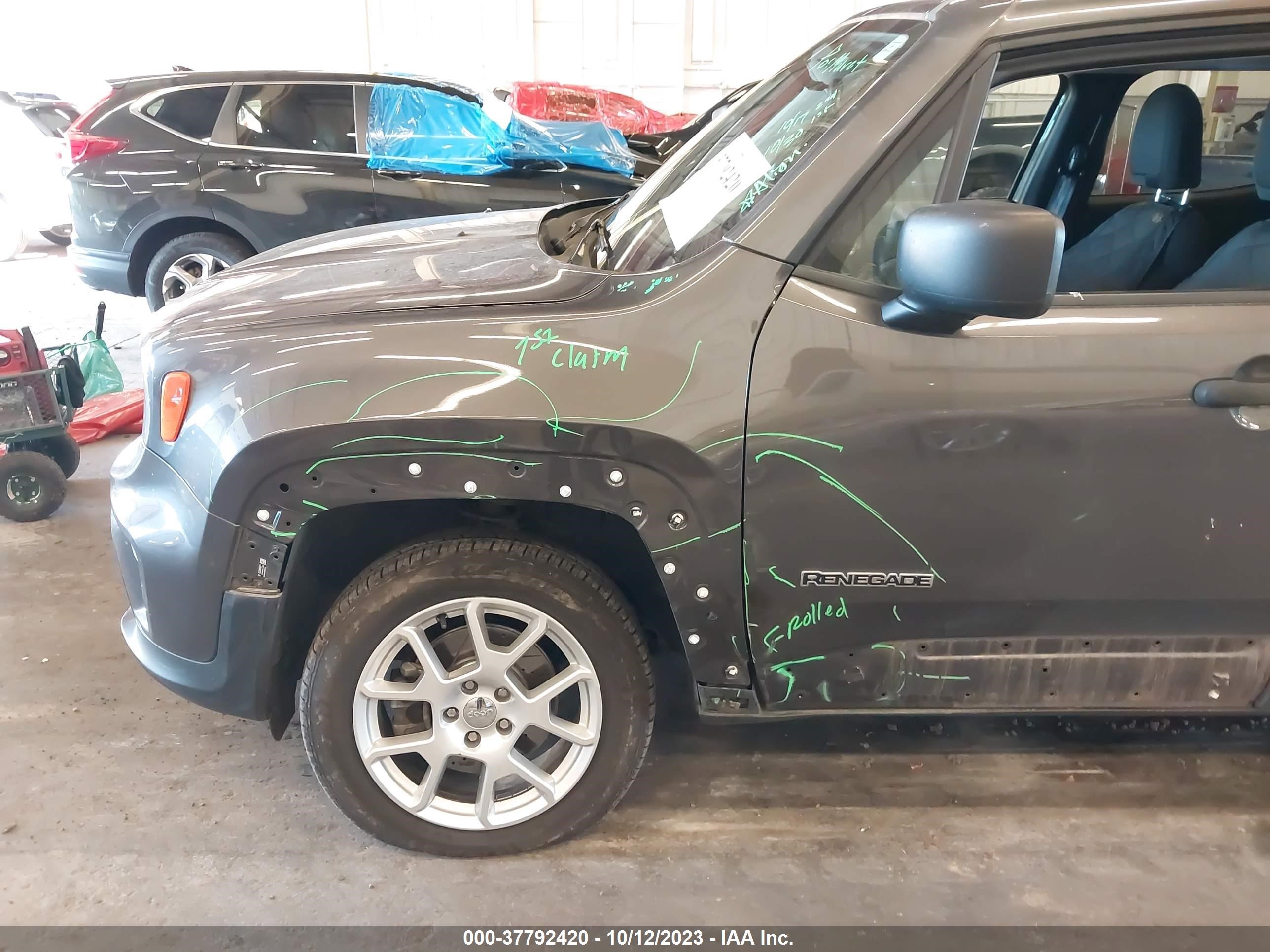 Photo 5 VIN: ZACNJBAB2KPK55225 - JEEP RENEGADE 