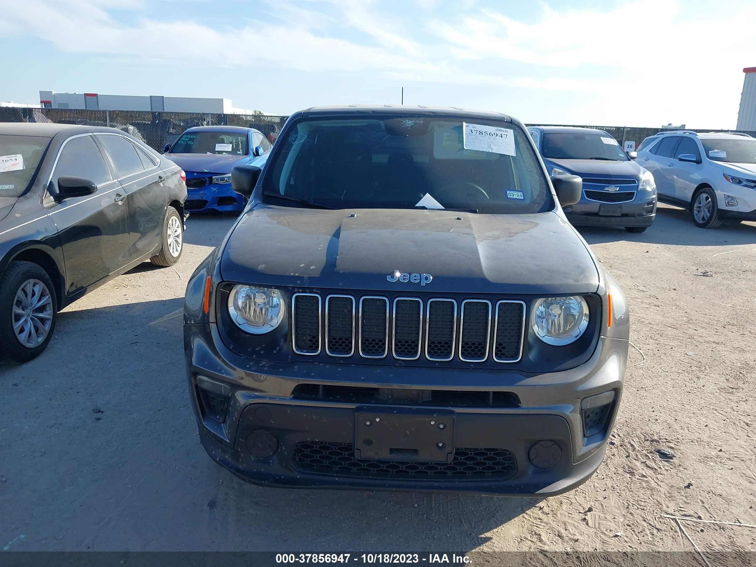 Photo 11 VIN: ZACNJBAB4KPK41164 - JEEP RENEGADE 