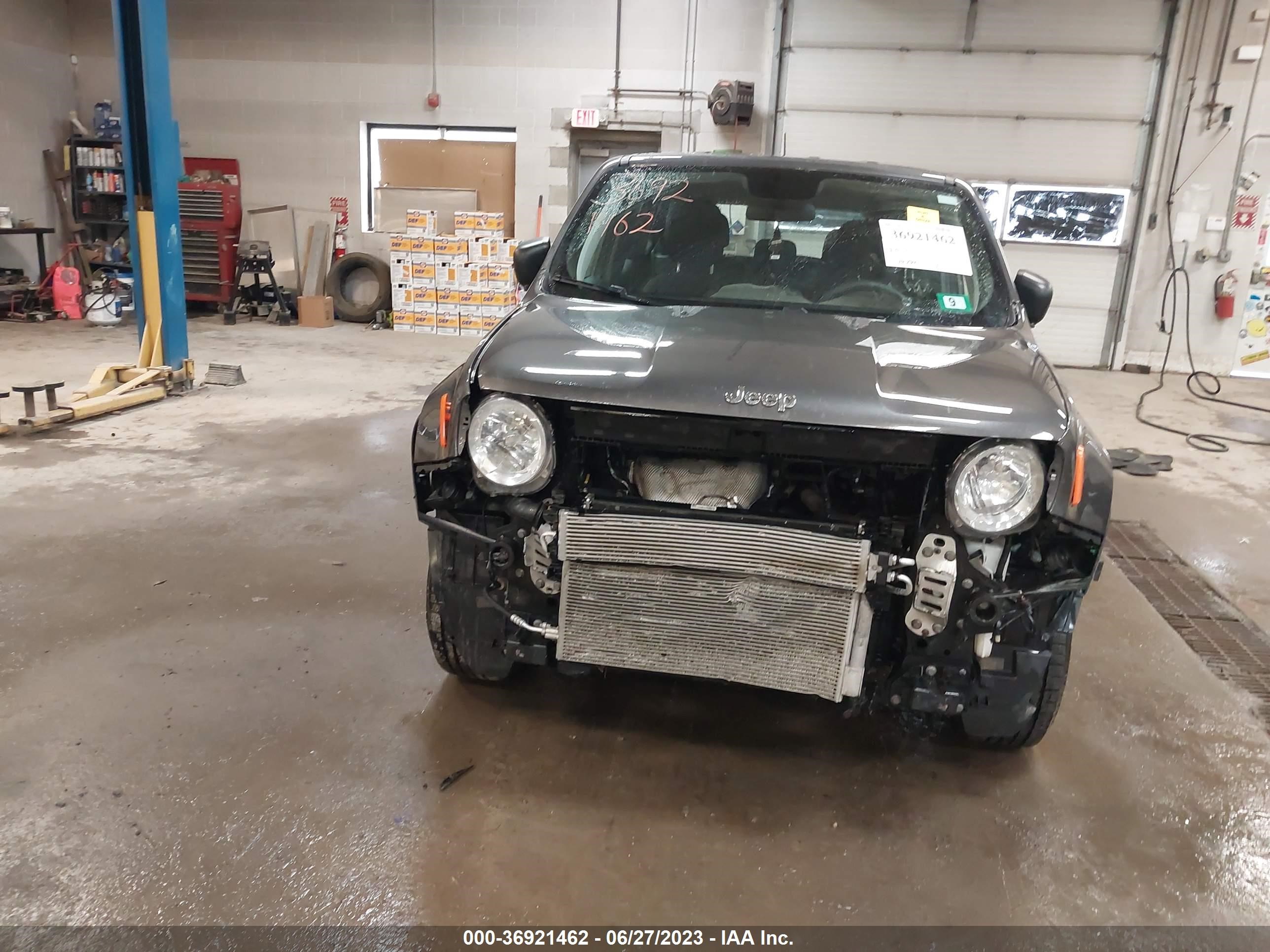 Photo 12 VIN: ZACNJBAB4KPK88680 - JEEP RENEGADE 