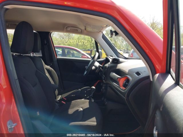 Photo 4 VIN: ZACNJBAB8KPK28918 - JEEP RENEGADE 