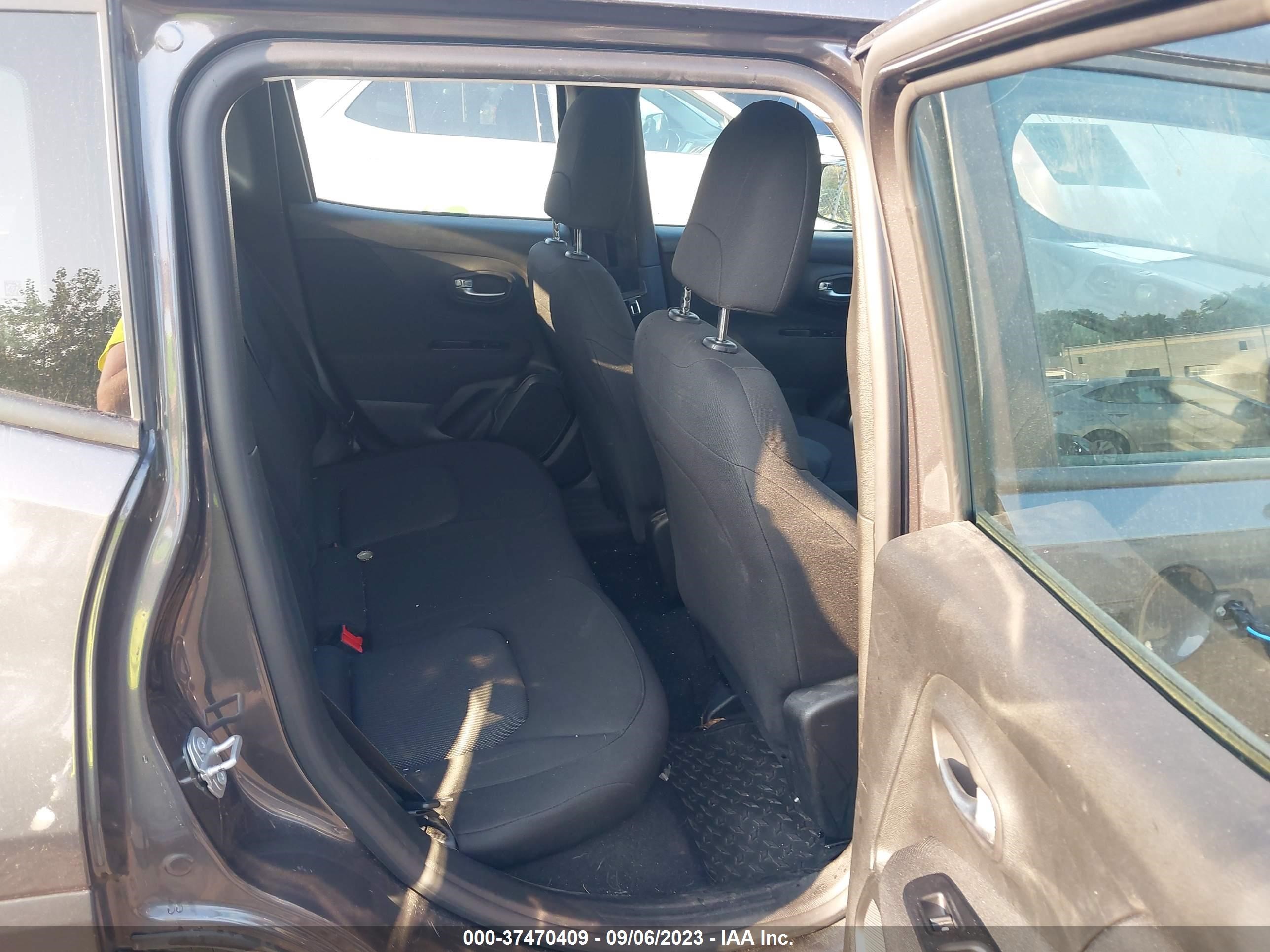 Photo 7 VIN: ZACNJBAB8LPL95880 - JEEP RENEGADE 