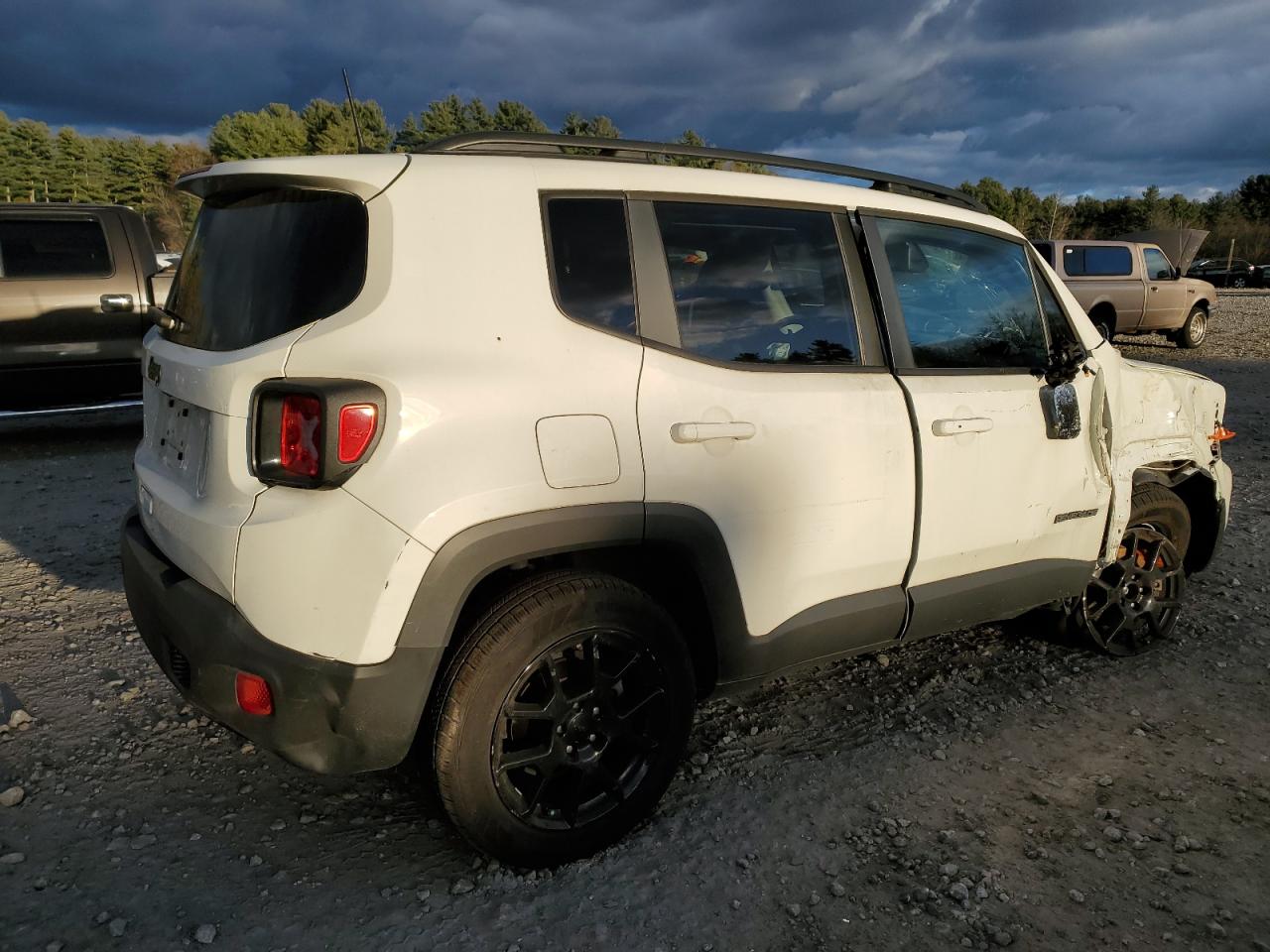 Photo 2 VIN: ZACNJBB1XLPK93566 - JEEP RENEGADE 