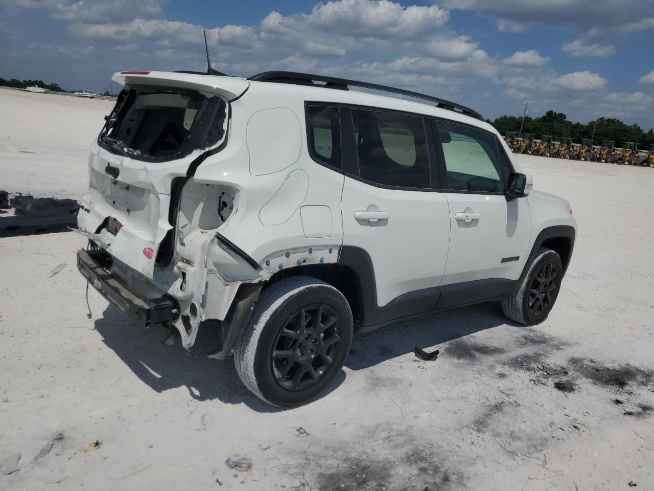 Photo 2 VIN: ZACNJBBB2LPK97720 - JEEP RENEGADE 