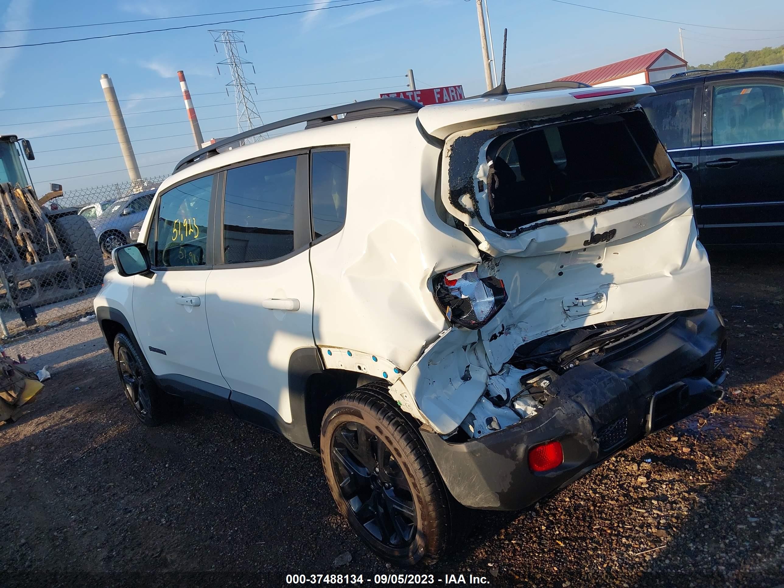 Photo 2 VIN: ZACNJBBB7KPK03605 - JEEP RENEGADE 