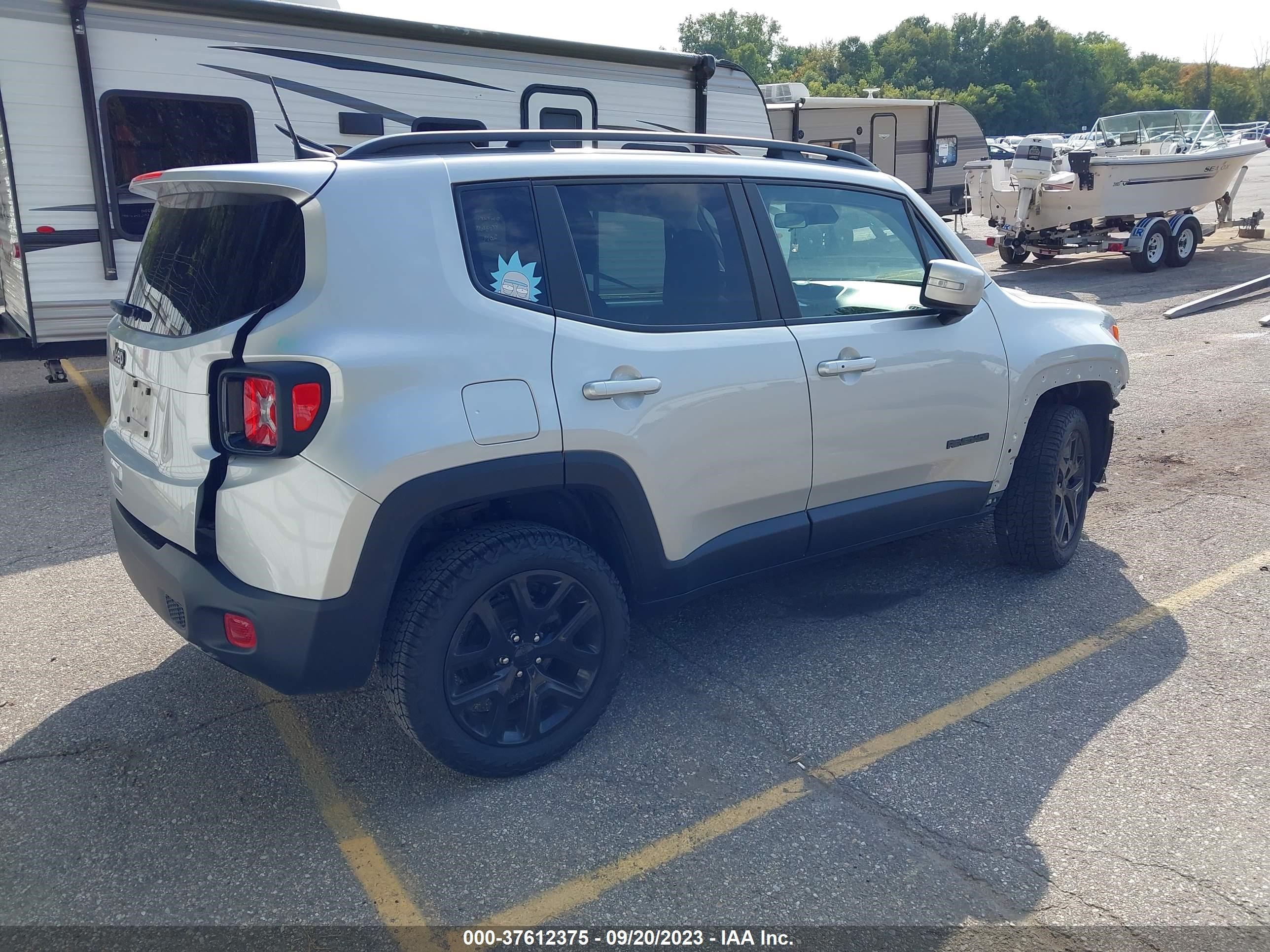 Photo 3 VIN: ZACNJBBB9KPJ90923 - JEEP RENEGADE 