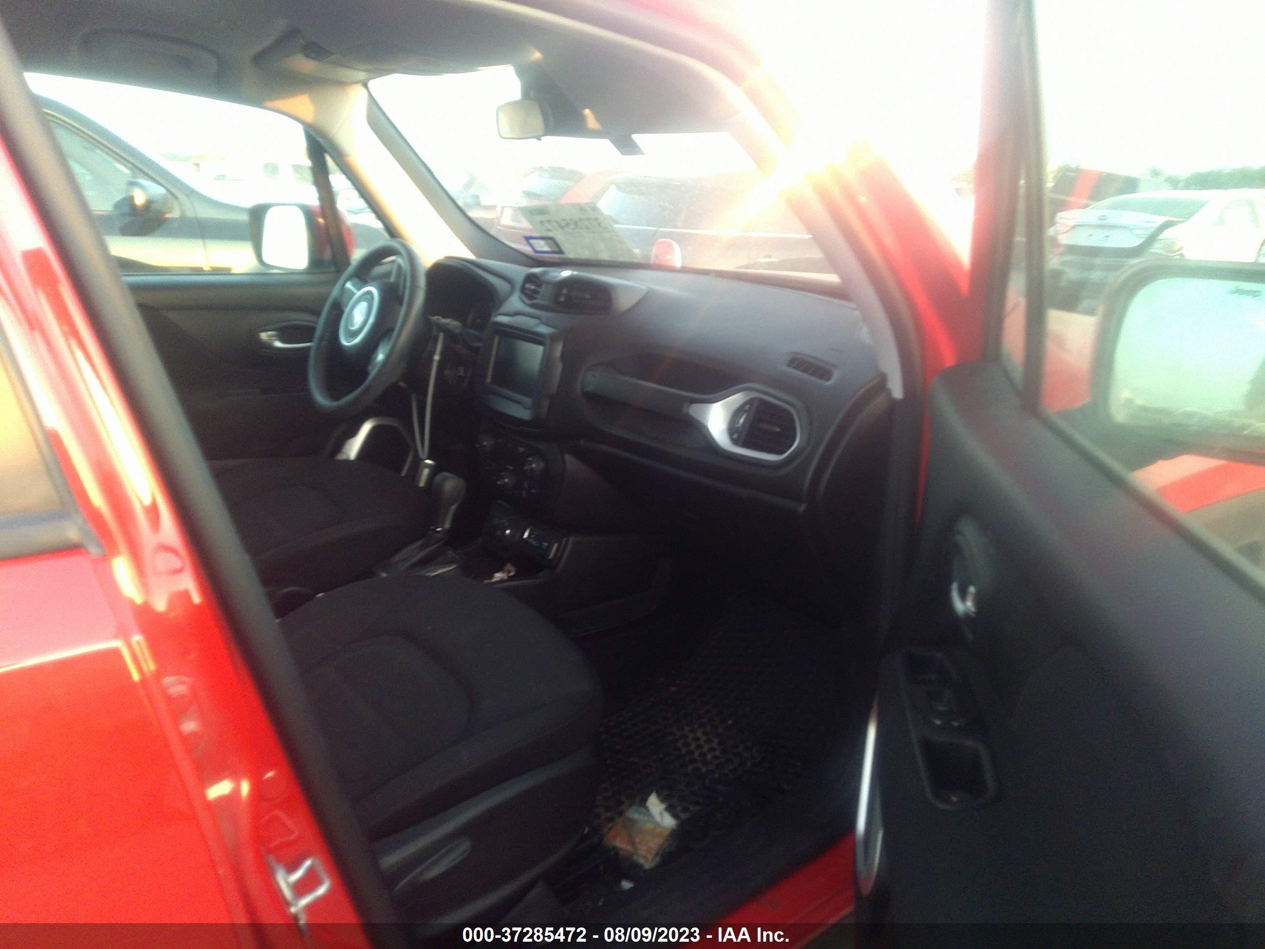 Photo 4 VIN: ZACNJBBBXLPL46856 - JEEP RENEGADE 