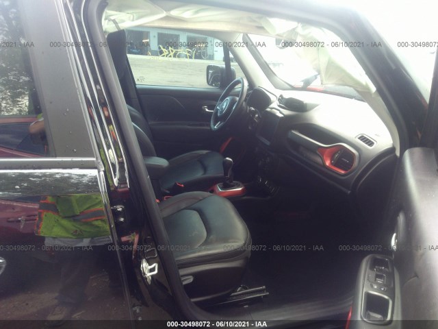 Photo 4 VIN: ZACNJBC11KPJ94499 - JEEP RENEGADE 