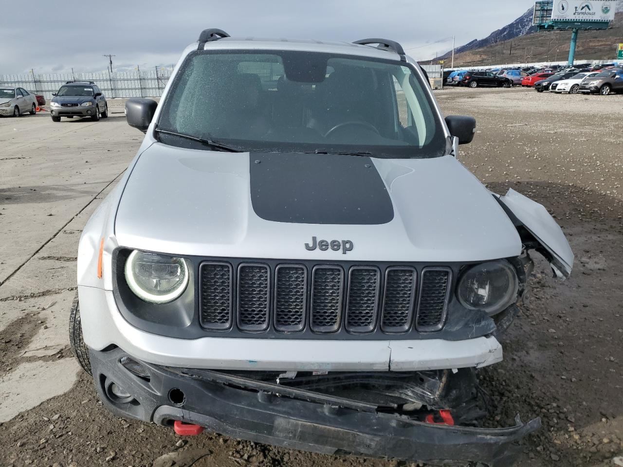 Photo 4 VIN: ZACNJBC14KPJ95257 - JEEP RENEGADE 