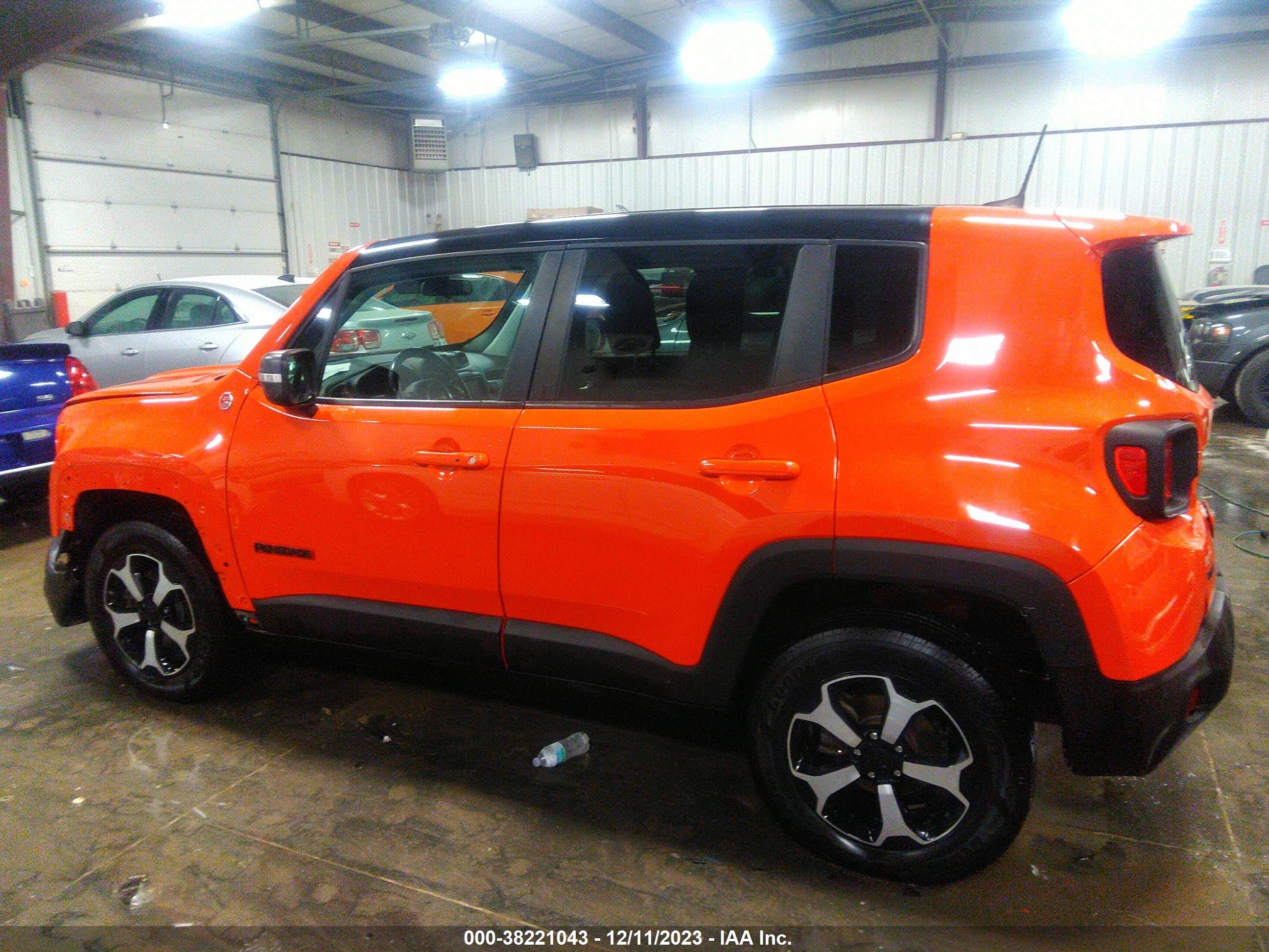 Photo 14 VIN: ZACNJBC18KPJ94905 - JEEP RENEGADE 