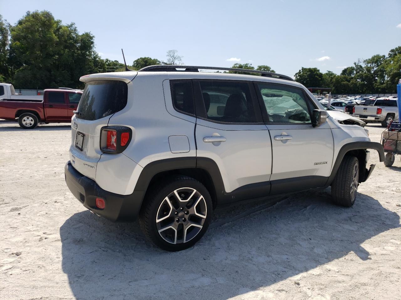 Photo 2 VIN: ZACNJBD13KPJ95975 - JEEP RENEGADE 