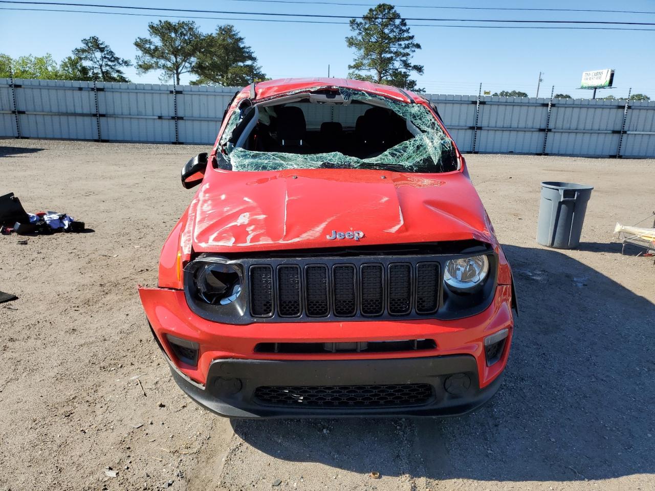 Photo 4 VIN: ZACNJCAB3MPM80181 - JEEP RENEGADE 