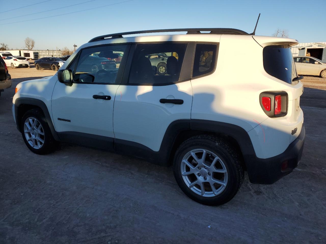 Photo 1 VIN: ZACNJCAB6MPM93751 - JEEP RENEGADE 