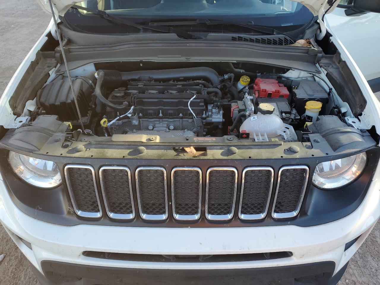 Photo 10 VIN: ZACNJCAB6MPM93751 - JEEP RENEGADE 