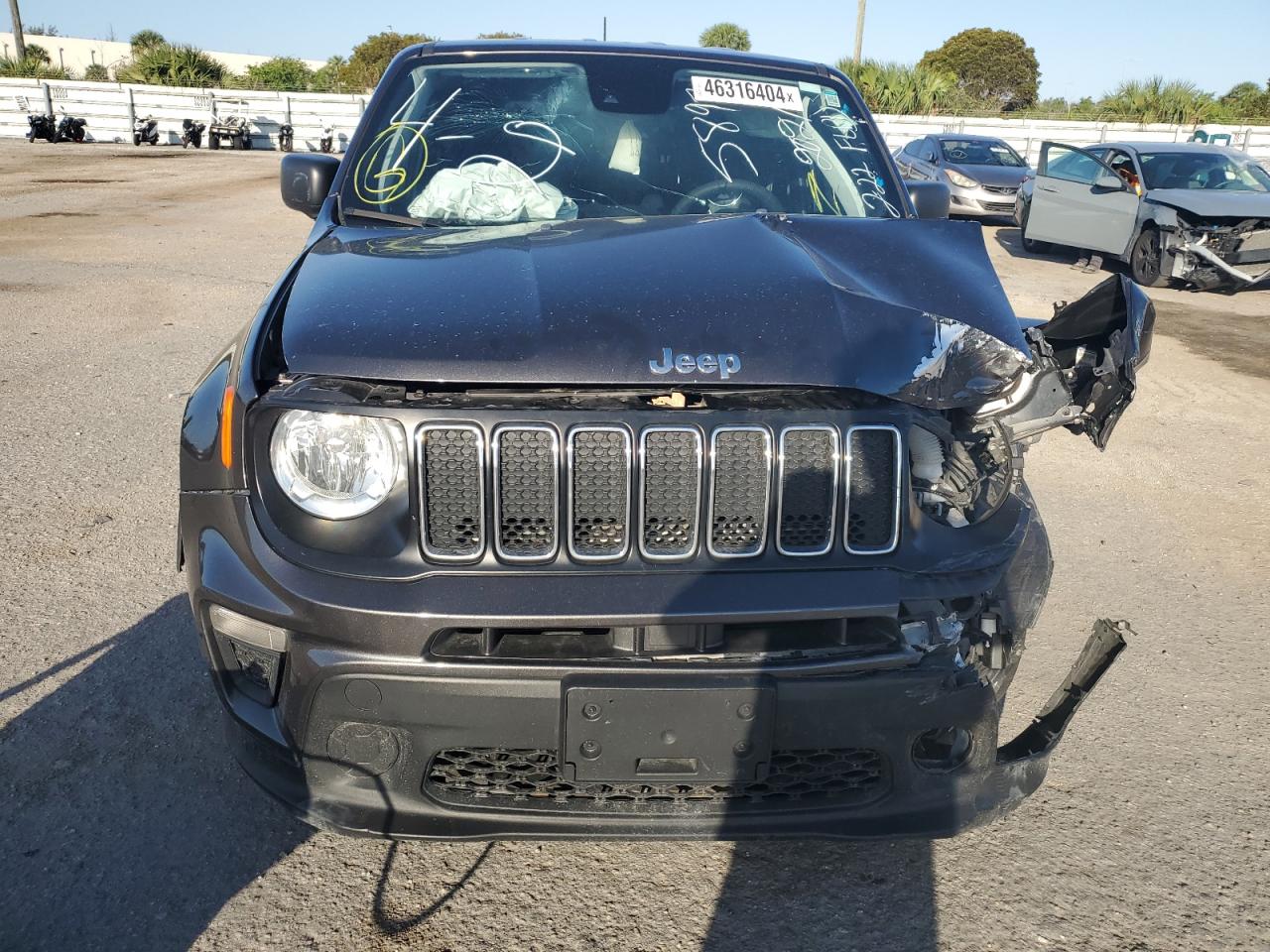 Photo 4 VIN: ZACNJCAB7MPM15897 - JEEP RENEGADE 