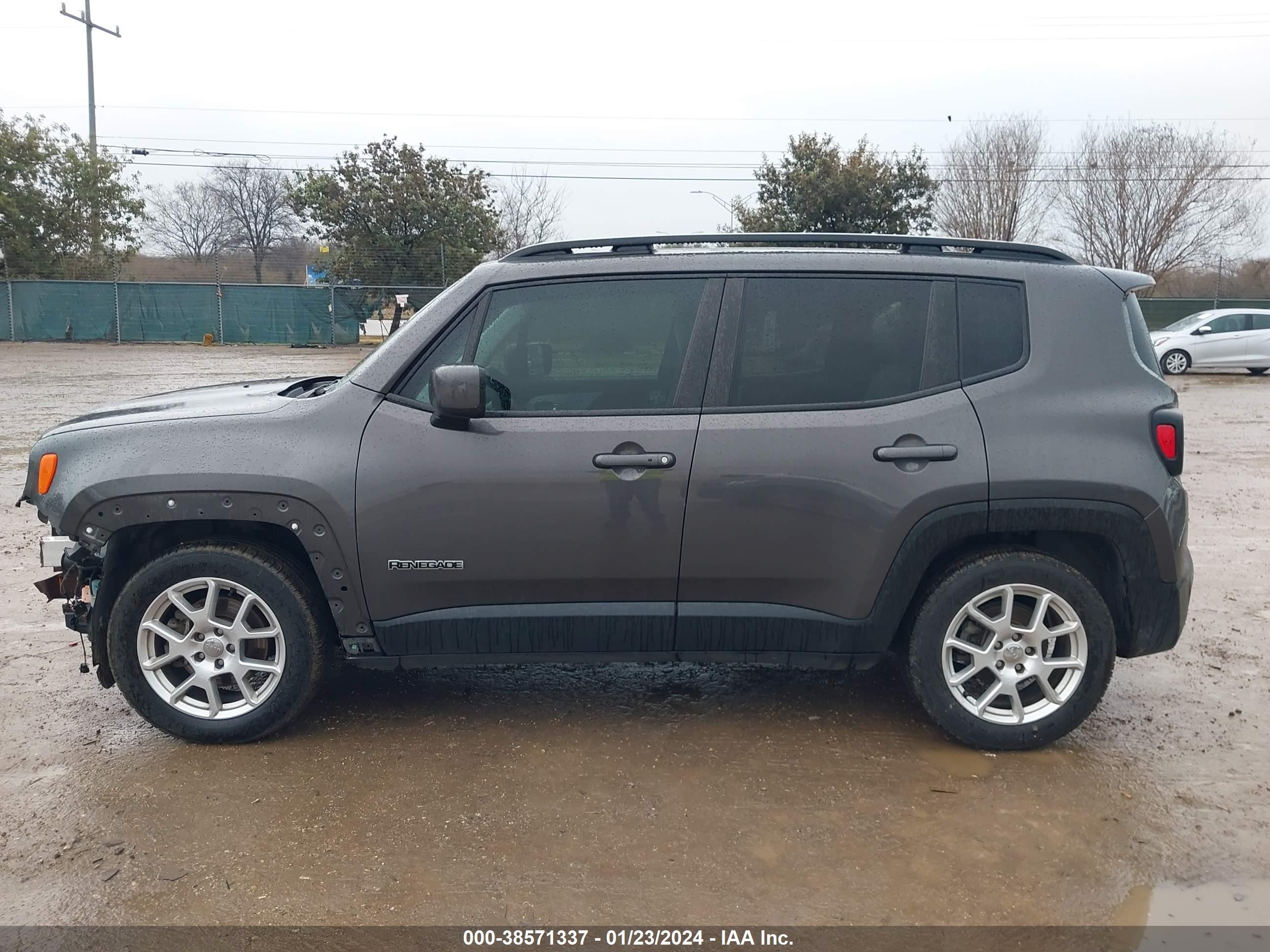 Photo 14 VIN: ZACNJCBB9MPM24762 - JEEP RENEGADE 