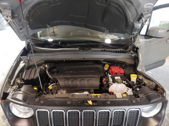 Photo 6 VIN: ZACNJCBBXMPM37634 - JEEP RENEGADE L 