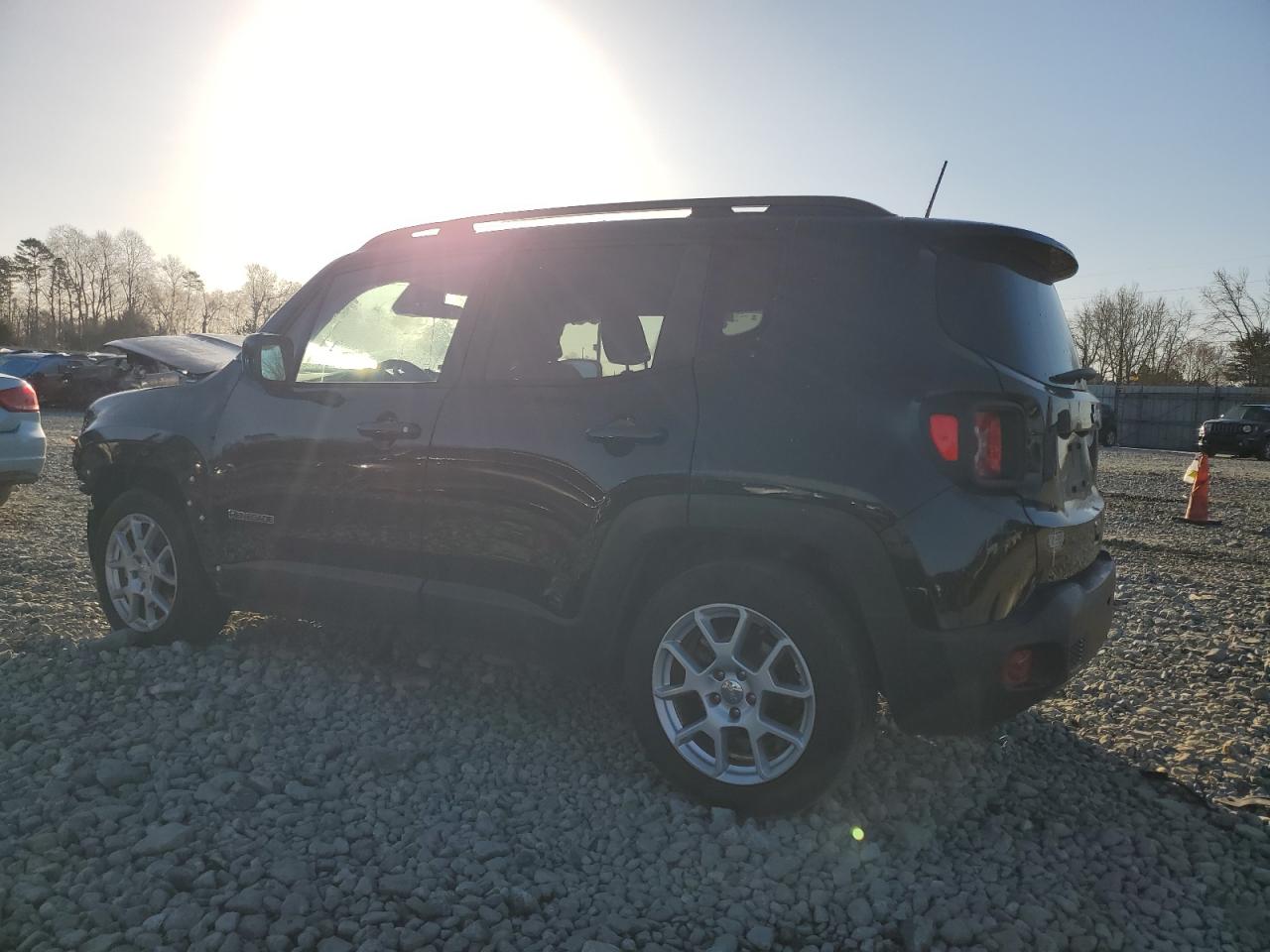 Photo 1 VIN: ZACNJCBBXMPN29777 - JEEP RENEGADE L 