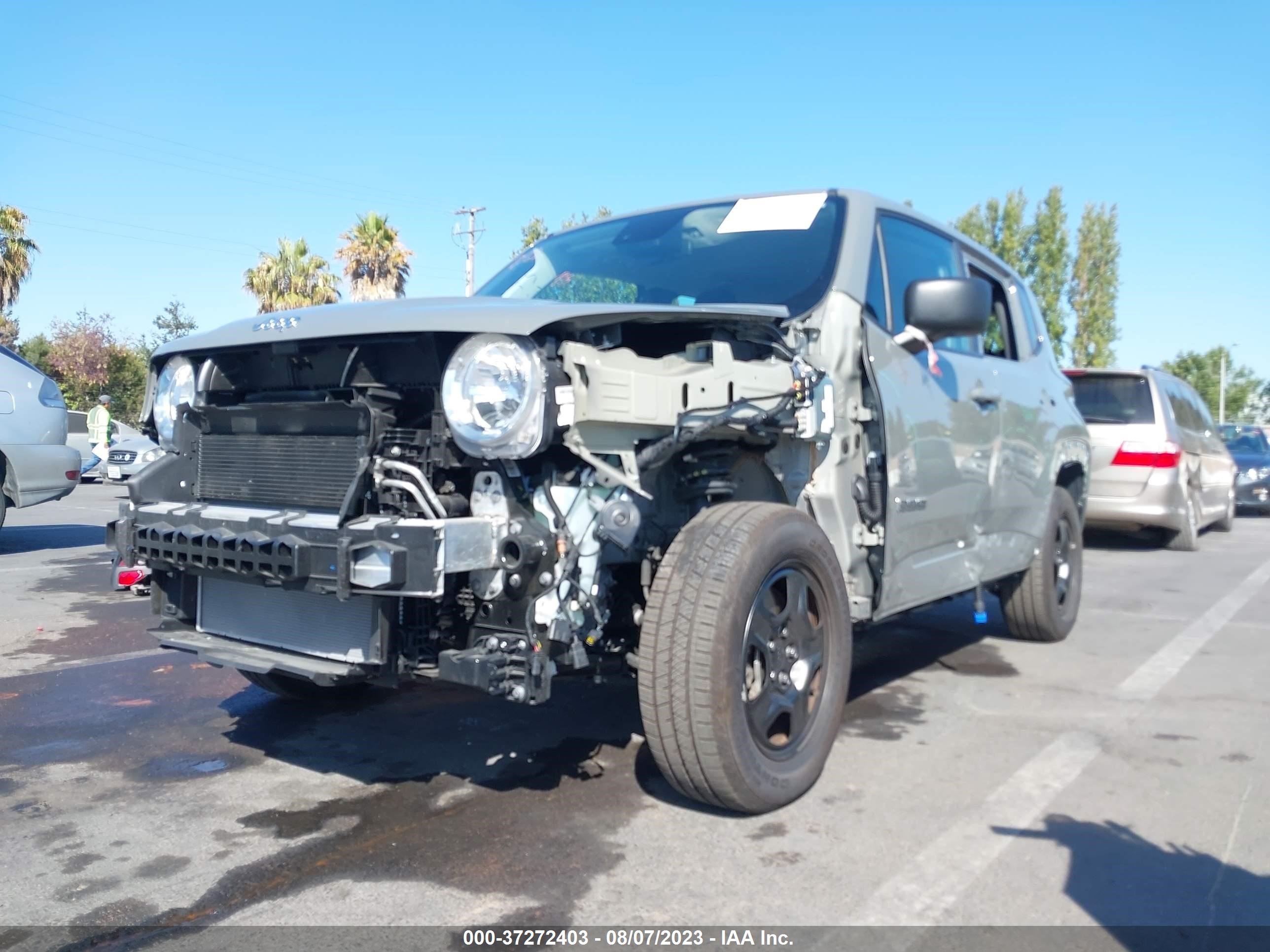 Photo 5 VIN: ZACNJDA11NPN60688 - JEEP RENEGADE 