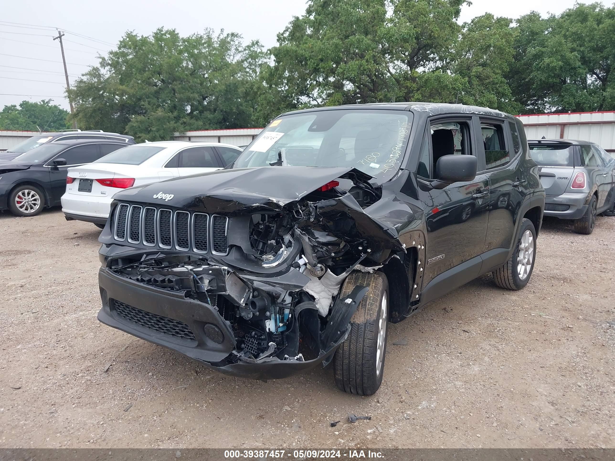 Photo 5 VIN: ZACNJDB11PPP67180 - JEEP RENEGADE 