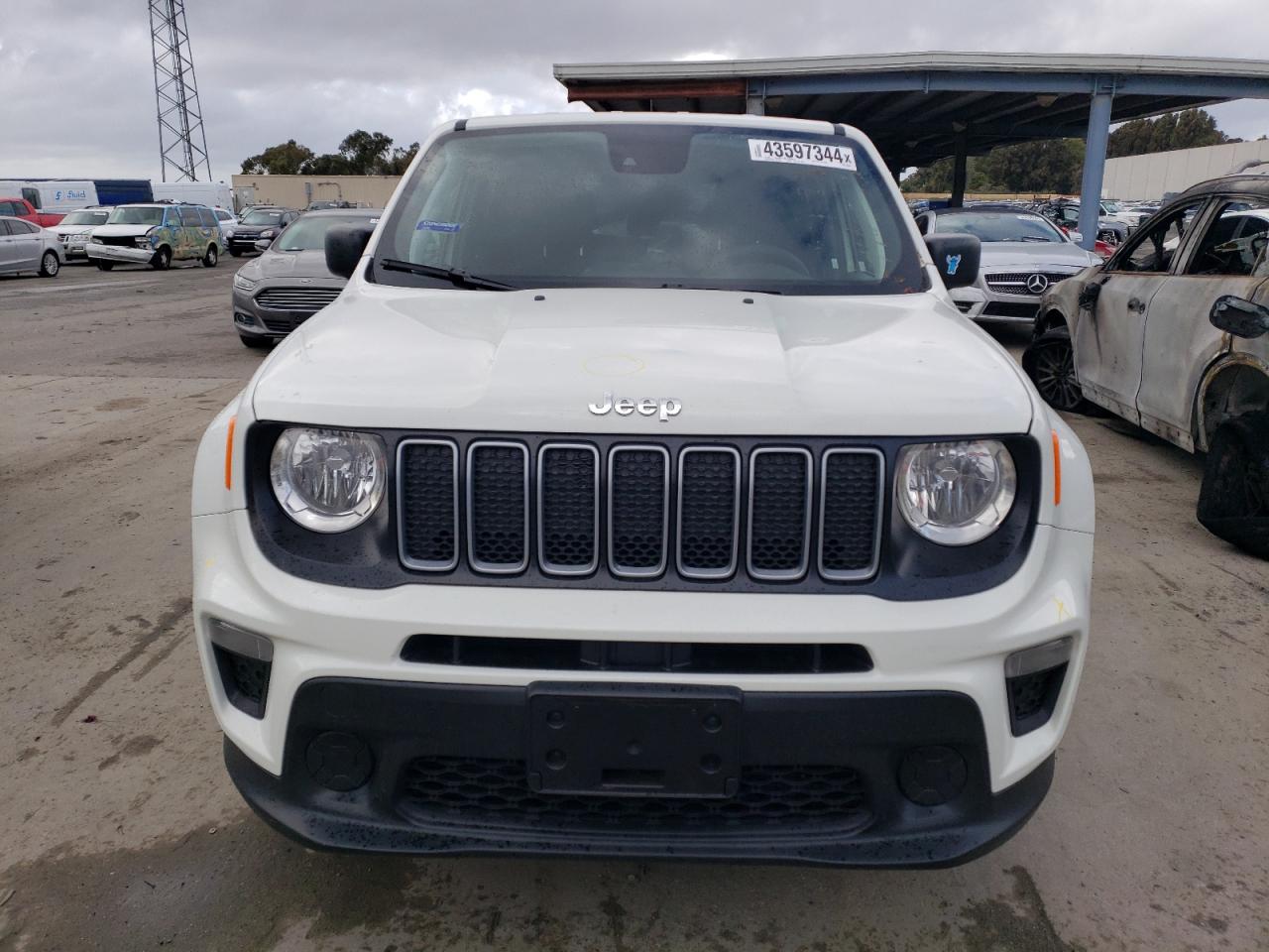 Photo 4 VIN: ZACNJDB13PPP26548 - JEEP RENEGADE 