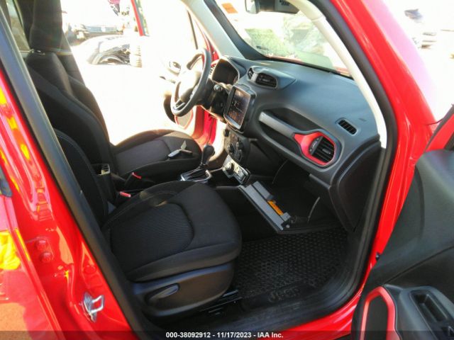 Photo 4 VIN: ZACNJDB15NPN90369 - JEEP RENEGADE 