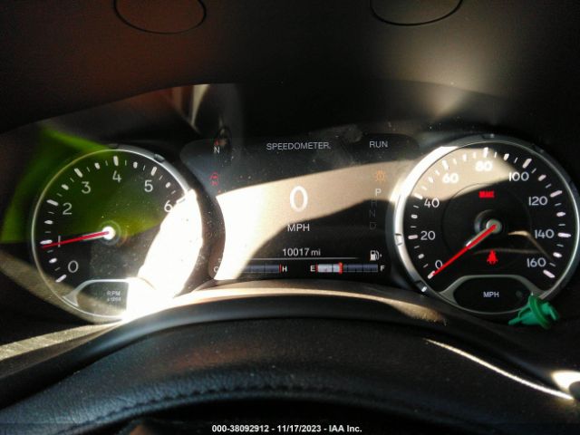 Photo 6 VIN: ZACNJDB15NPN90369 - JEEP RENEGADE 