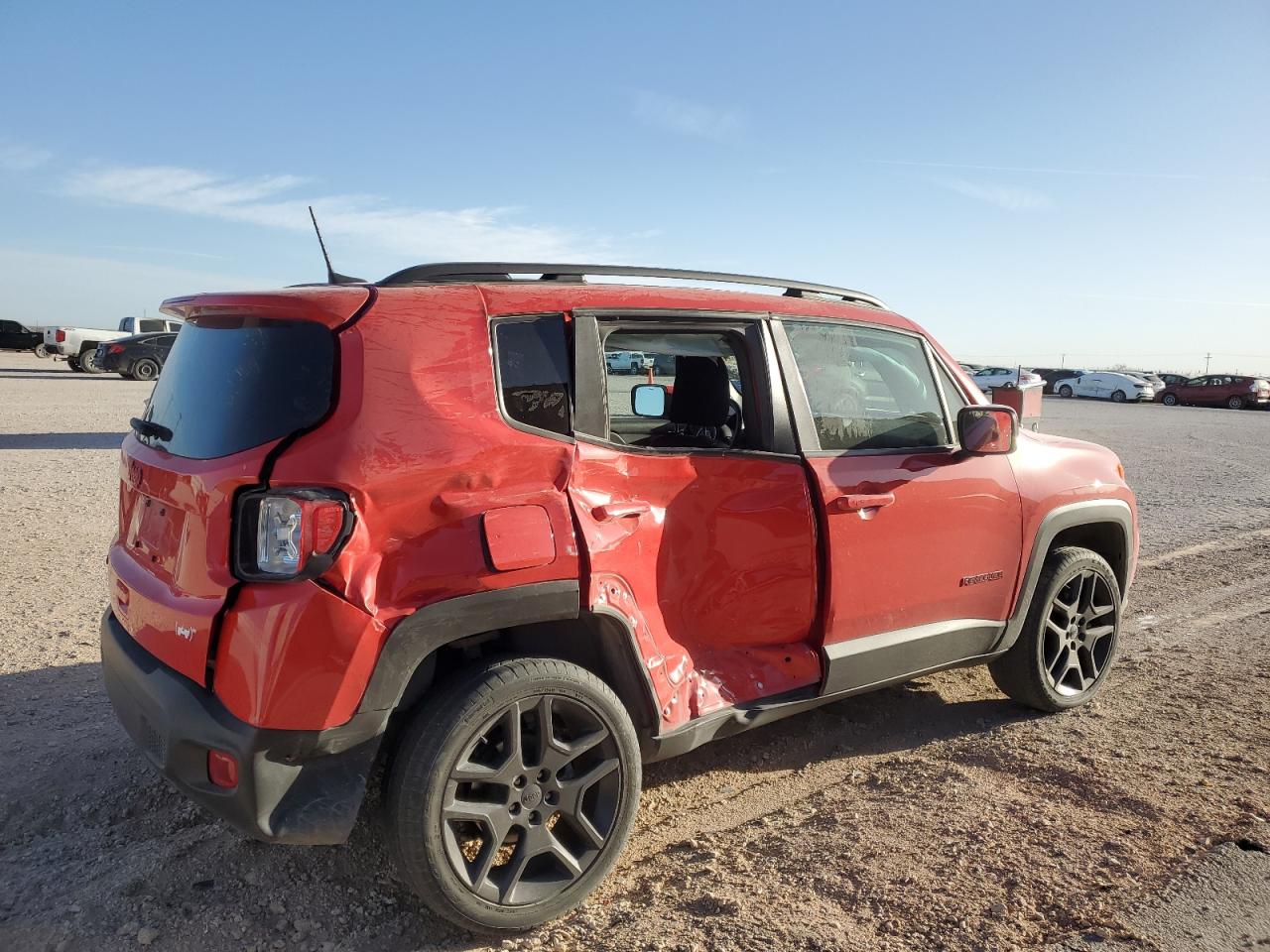 Photo 2 VIN: ZACNJDB1XNPN96846 - JEEP RENEGADE 