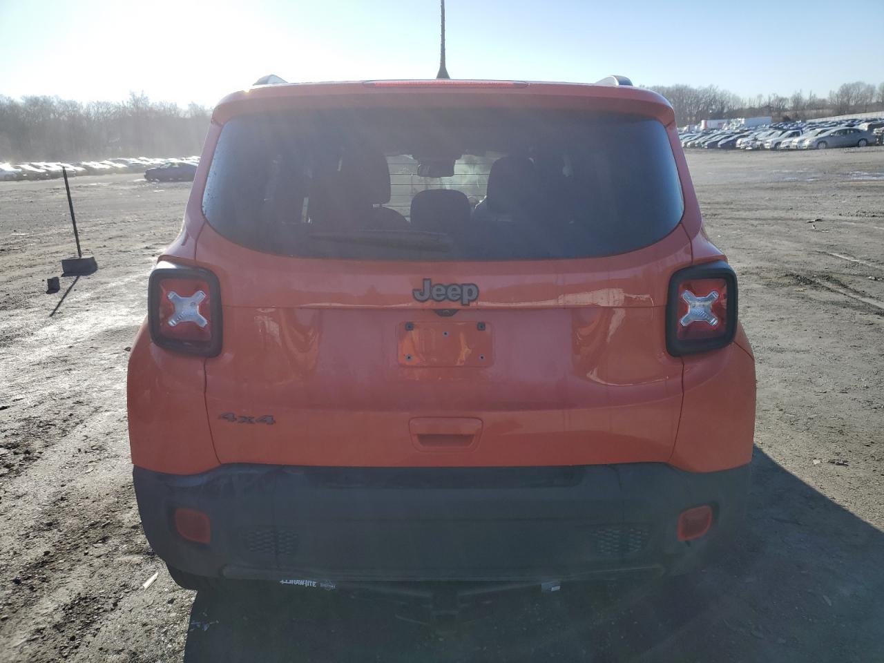 Photo 5 VIN: ZACNJDBB3MPN35300 - JEEP RENEGADE 