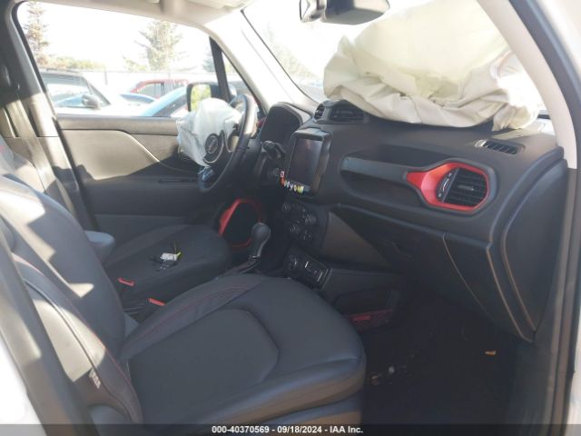 Photo 4 VIN: ZACNJDC12PPP23641 - JEEP RENEGADE 