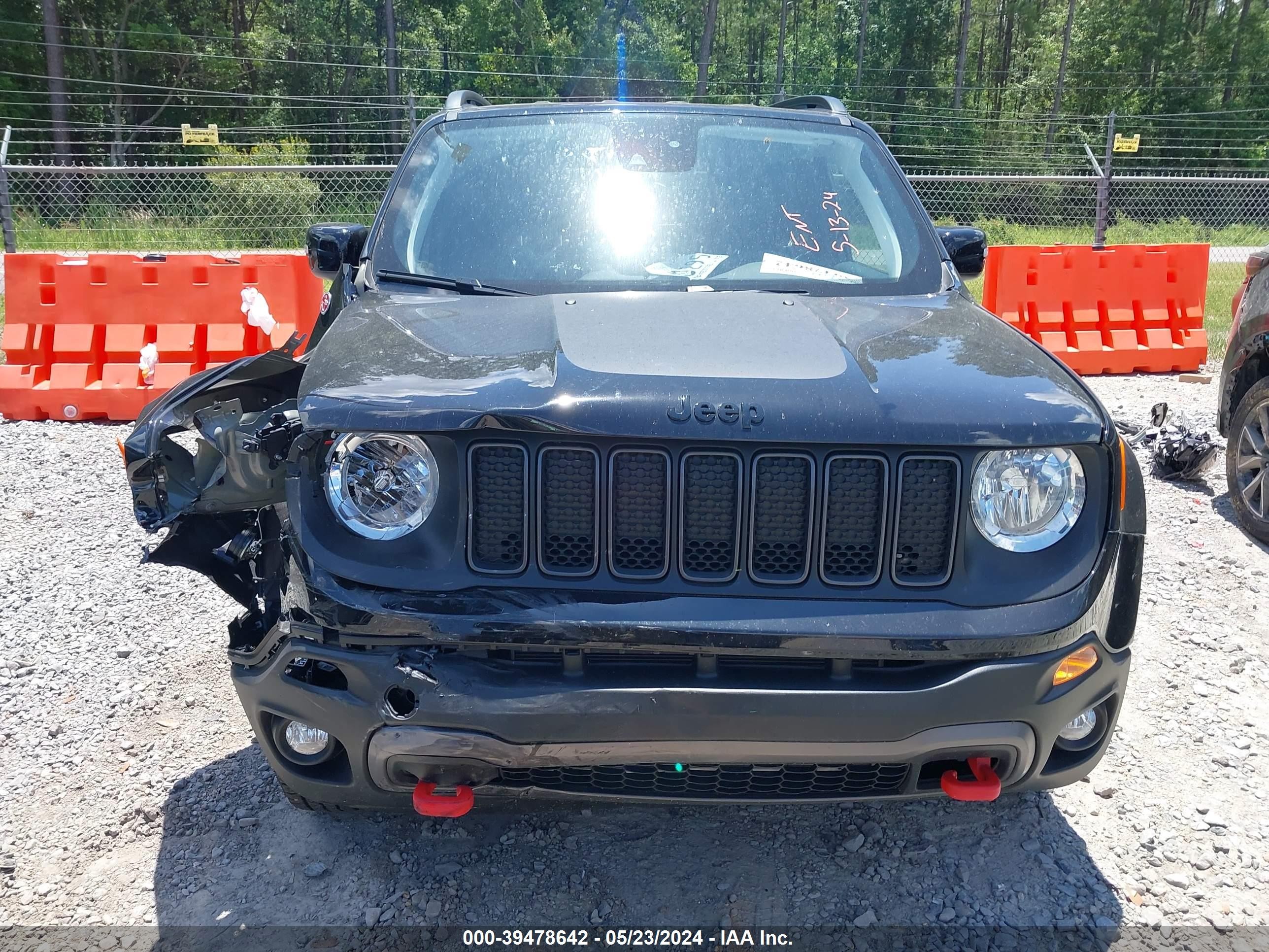 Photo 11 VIN: ZACNJDC14PPP72453 - JEEP RENEGADE 