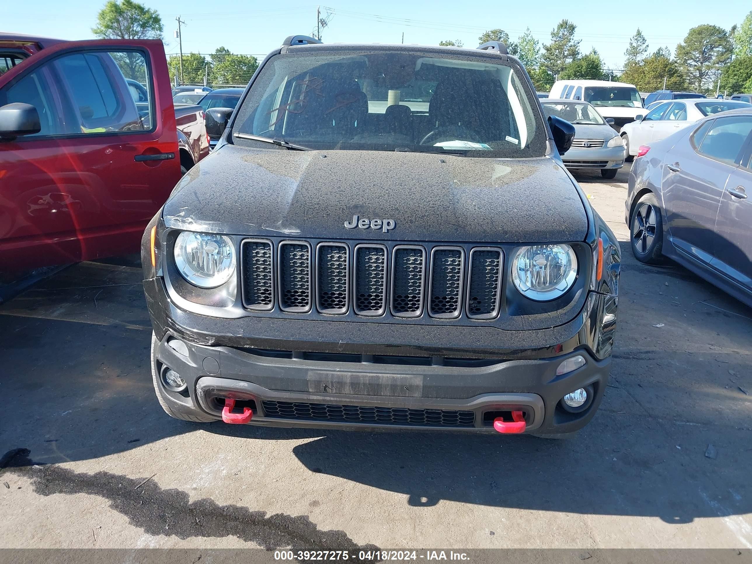 Photo 11 VIN: ZACNJDC16NPN71215 - JEEP RENEGADE 