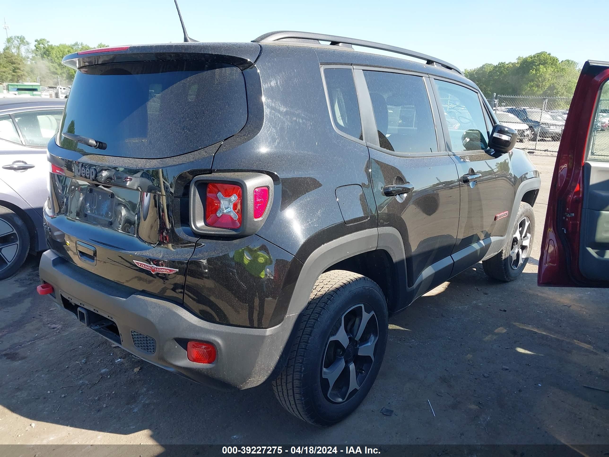 Photo 3 VIN: ZACNJDC16NPN71215 - JEEP RENEGADE 