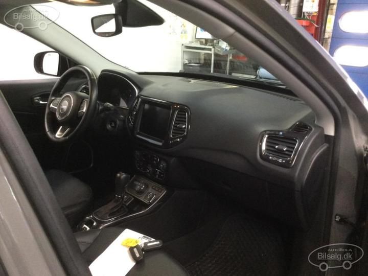 Photo 16 VIN: ZACNJDCW3LPR16919 - JEEP COMPASS SUV 