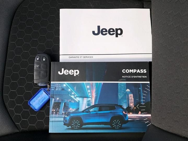 Photo 13 VIN: ZACNJDCW7LPR29950 - 31 JEEP COMPASS 