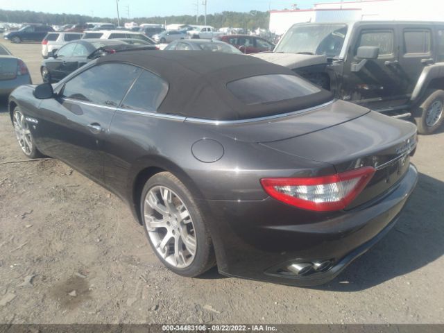 Photo 2 VIN: ZAM45KMA1B0058599 - MASERATI GRANTURISMO CONVERTIBLE 