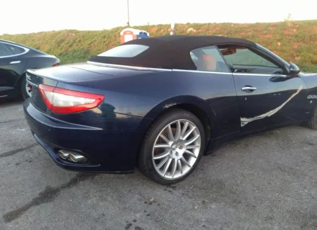 Photo 3 VIN: ZAM45KMA7C0060620 - MASERATI GRANTURISMO CONVERTIBLE 