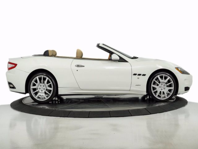 Photo 7 VIN: ZAM45KMA8B0057577 - MASERATI GRANTURISMO CONVERTIBLE 