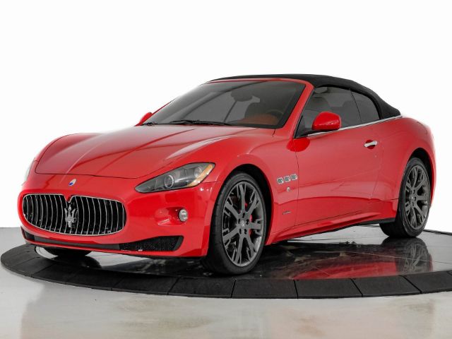 Photo 2 VIN: ZAM45KMA8C0060481 - MASERATI GRANTURISMO CONVERTIBLE 