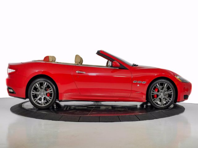 Photo 7 VIN: ZAM45KMA8C0060481 - MASERATI GRANTURISMO CONVERTIBLE 