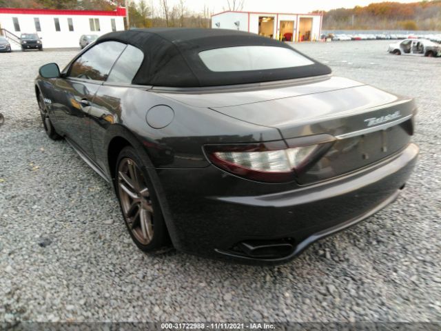 Photo 2 VIN: ZAM45MMA7C0060662 - MASERATI GRANTURISMO CONVERTIBLE 