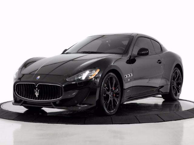 Photo 2 VIN: ZAM45VLA0E0113082 - MASERATI GRANTURISMO 