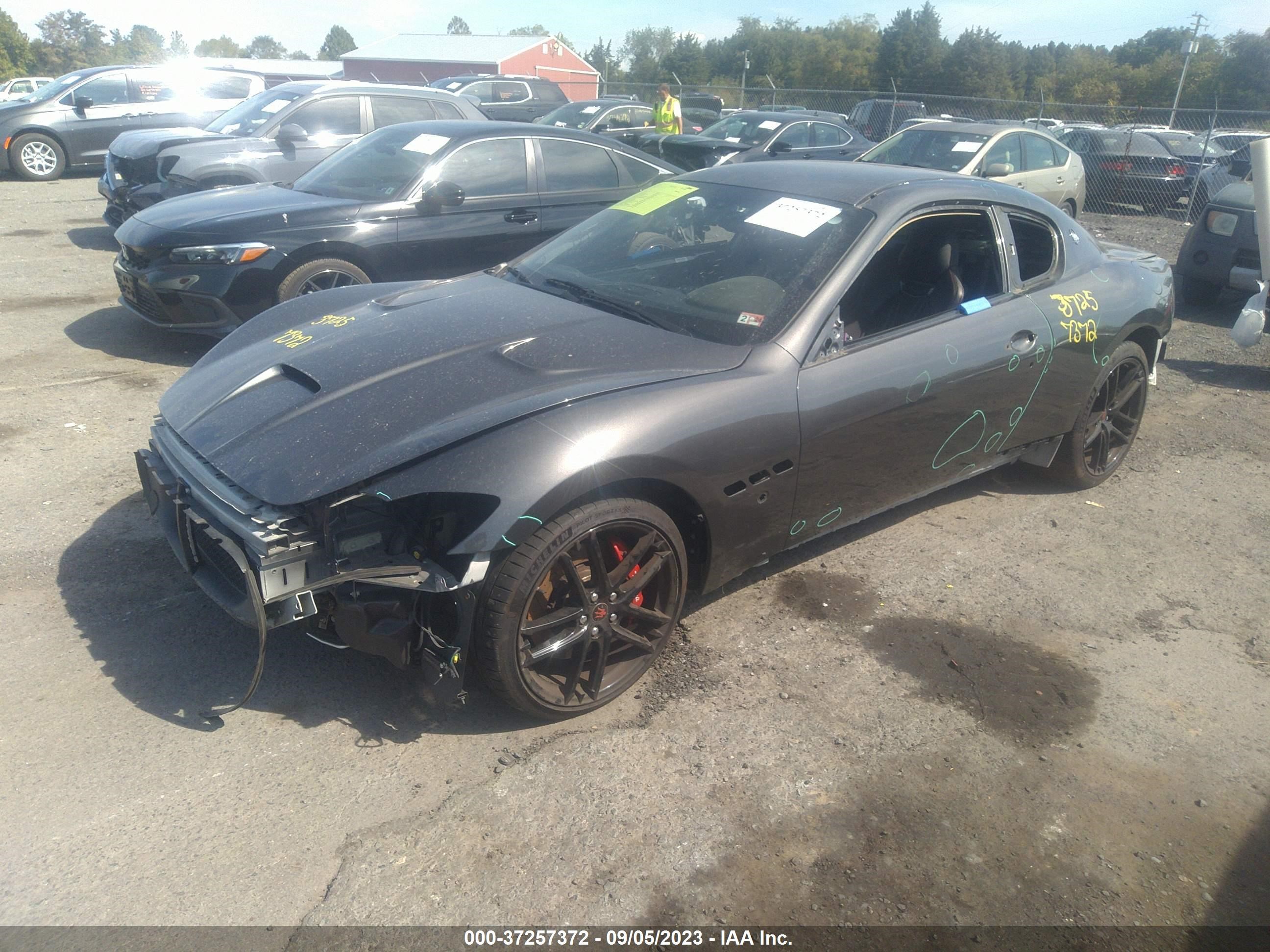 Photo 1 VIN: ZAM45VLA0H0225644 - MASERATI GRANTURISMO 