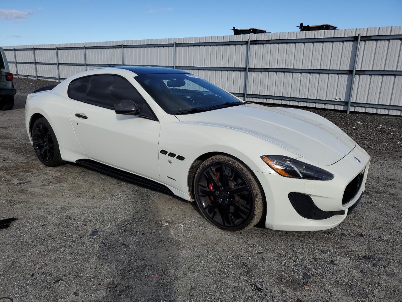 Photo 3 VIN: ZAM45VLA1E0083512 - MASERATI NULL 