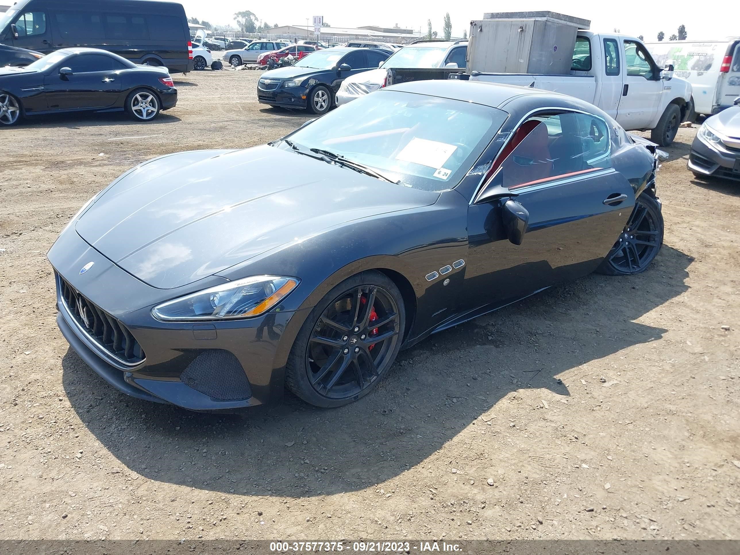 Photo 1 VIN: ZAM45VLA1J0255838 - MASERATI GRANTURISMO 