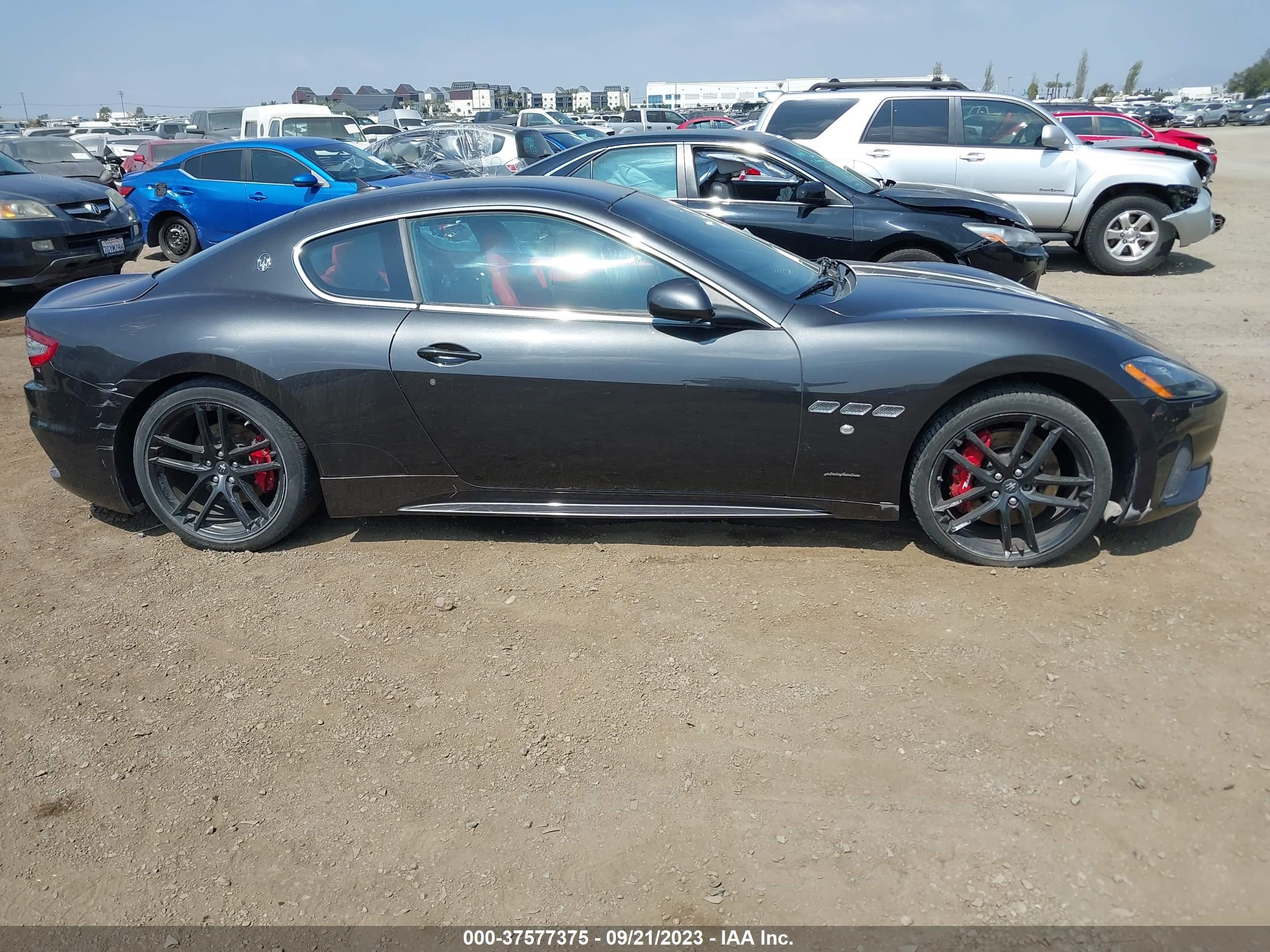 Photo 12 VIN: ZAM45VLA1J0255838 - MASERATI GRANTURISMO 