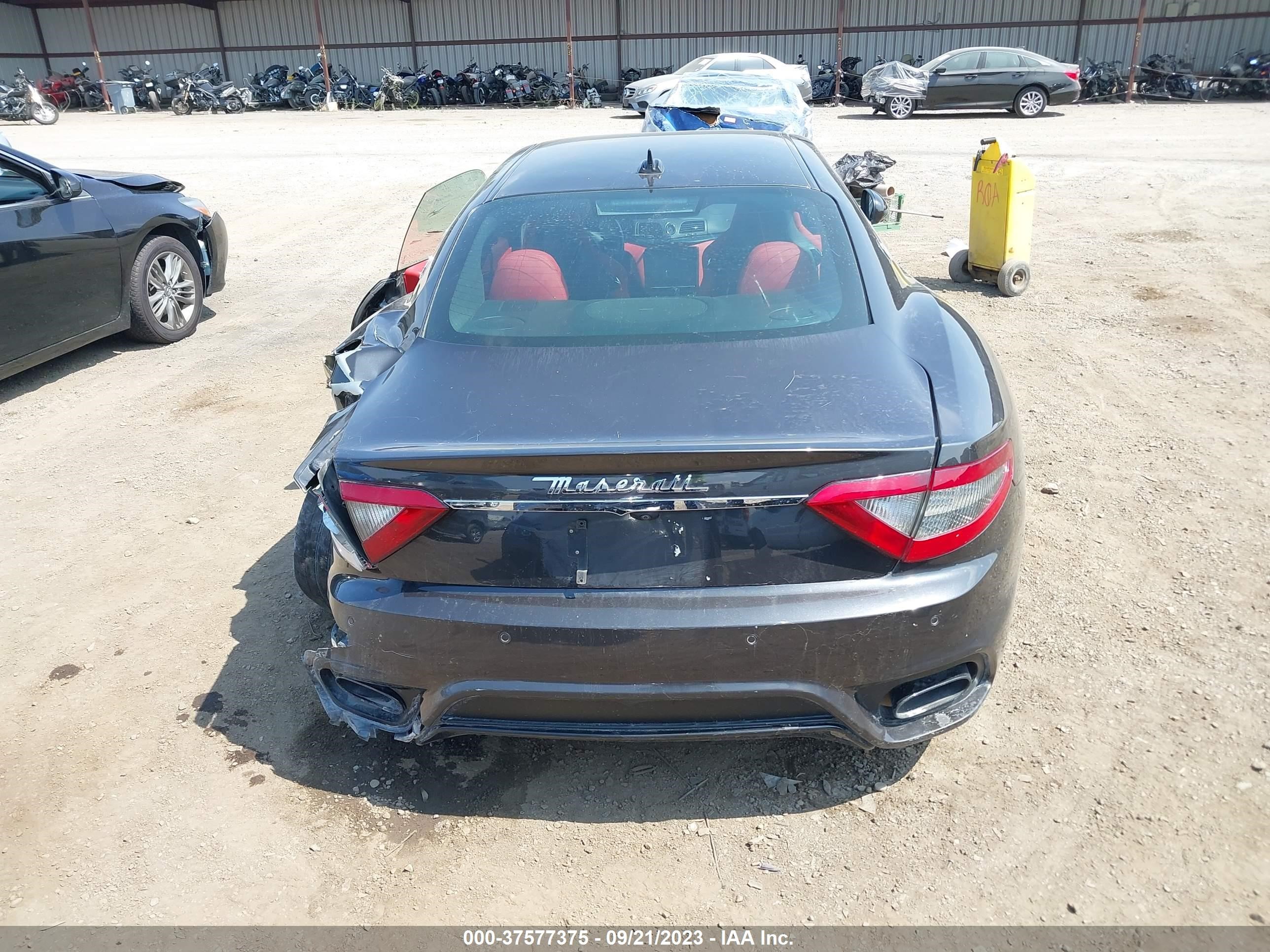 Photo 15 VIN: ZAM45VLA1J0255838 - MASERATI GRANTURISMO 