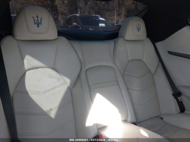 Photo 7 VIN: ZAM45VLA3E0104943 - MASERATI GRANTURISMO 