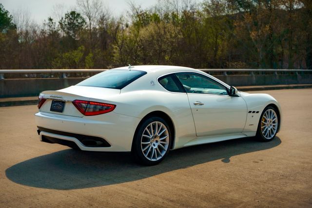 Photo 6 VIN: ZAM45VLA4E0087098 - MASERATI GRANTURISMO 