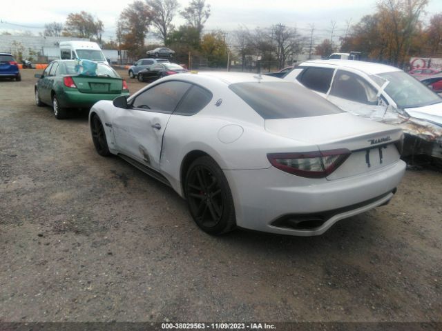 Photo 2 VIN: ZAM45VLA5G0170557 - MASERATI GRANTURISMO 